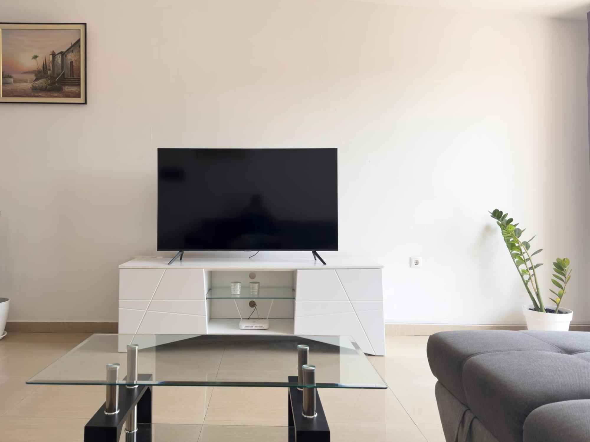 3 Bedroom Apt, Free Wifi & Ac, Cidadela - Lcgr 프라이아 외부 사진